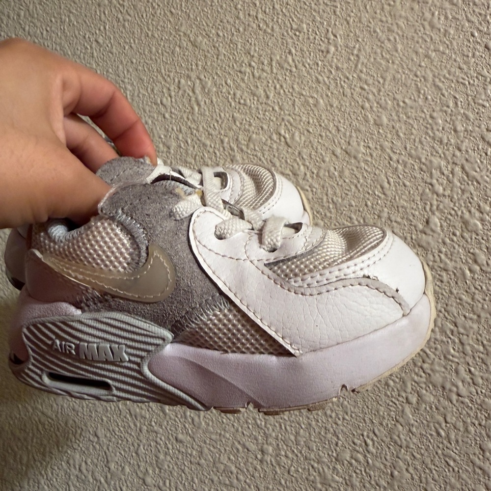 Nike AirMax Kids White and Gray Sneaker